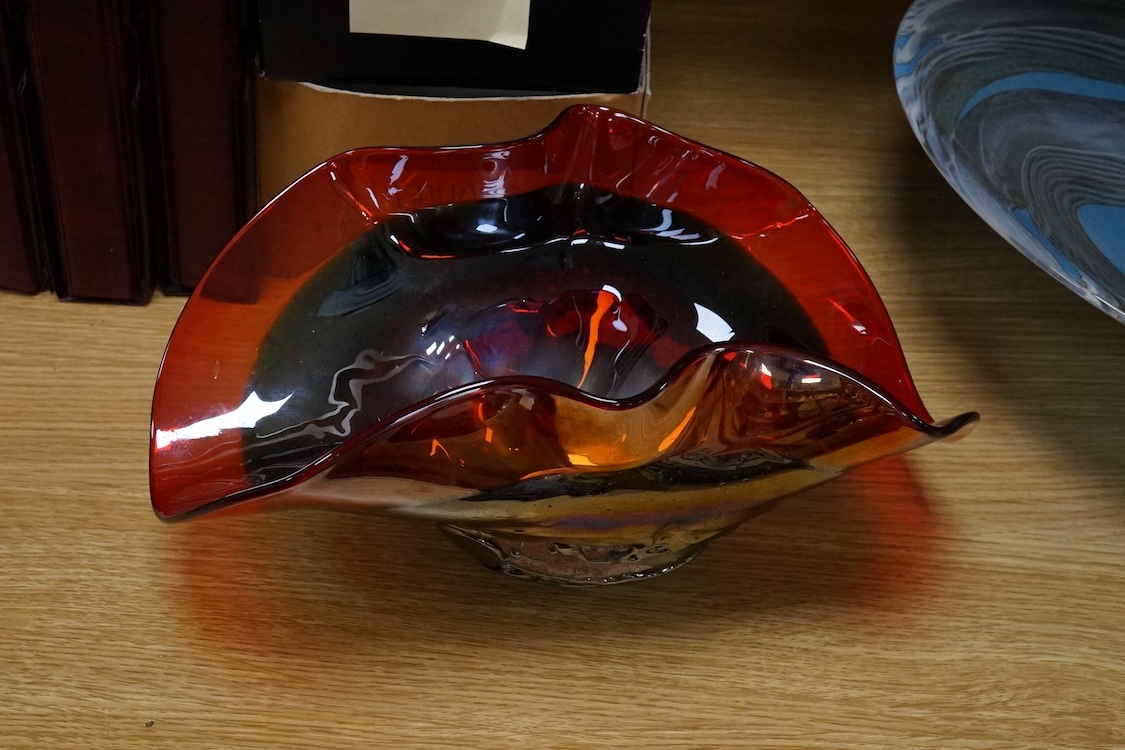 A large Svaja art glass dish and another, largest 51cm diameter